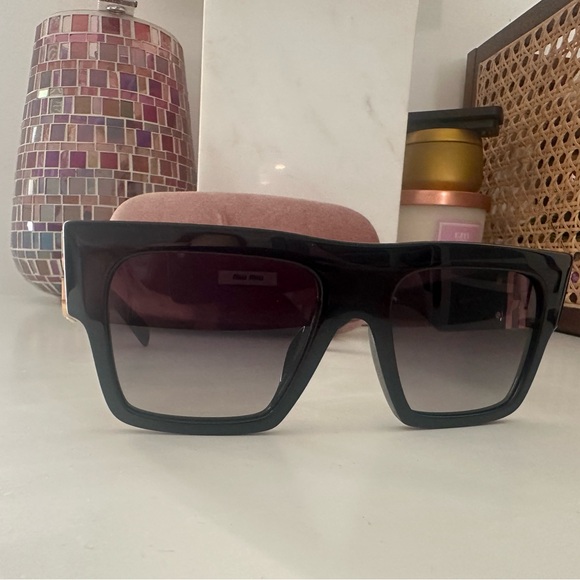 Miu Miu Square Black Sunglasses with Gold Detail - Picture 4 of 10